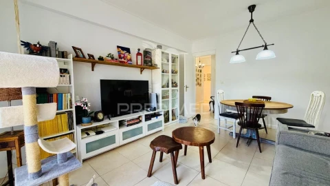 Apartamento T3 para Venda em Agualva e Mira-Sintra