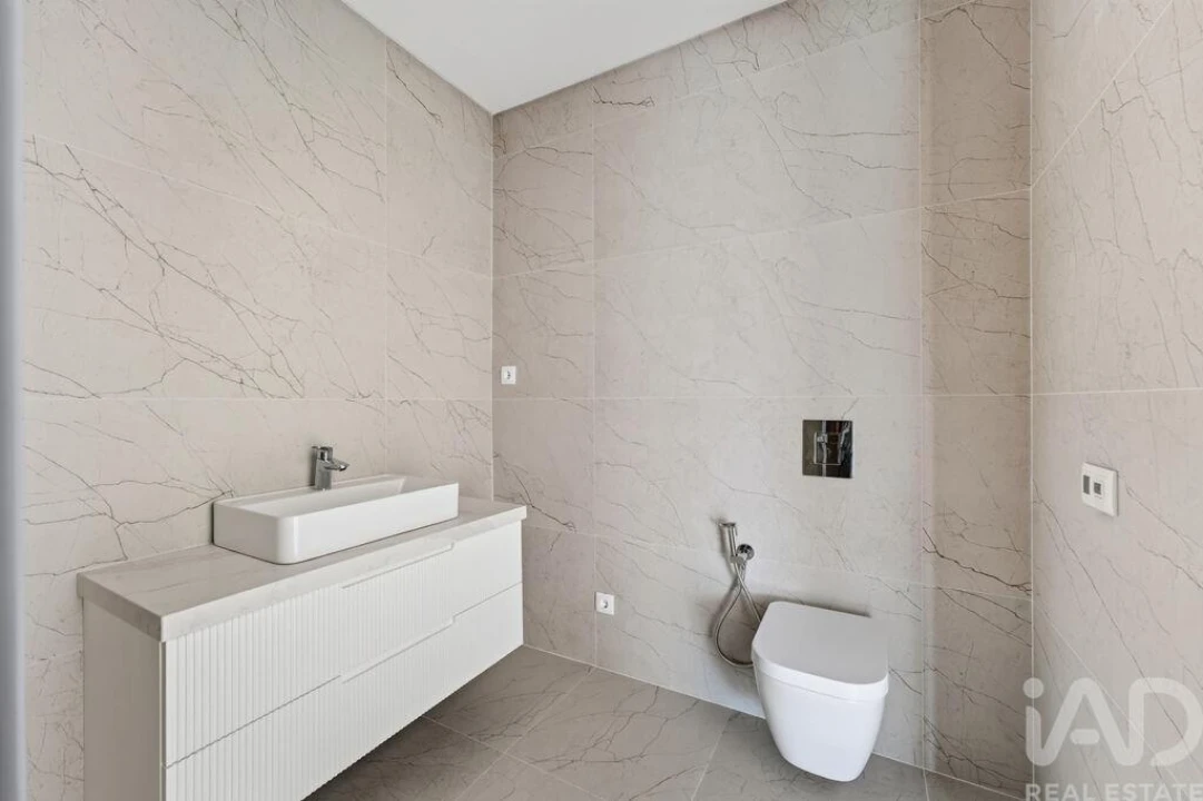 Apartamento T1 para Venda em Quarteira Foto 18