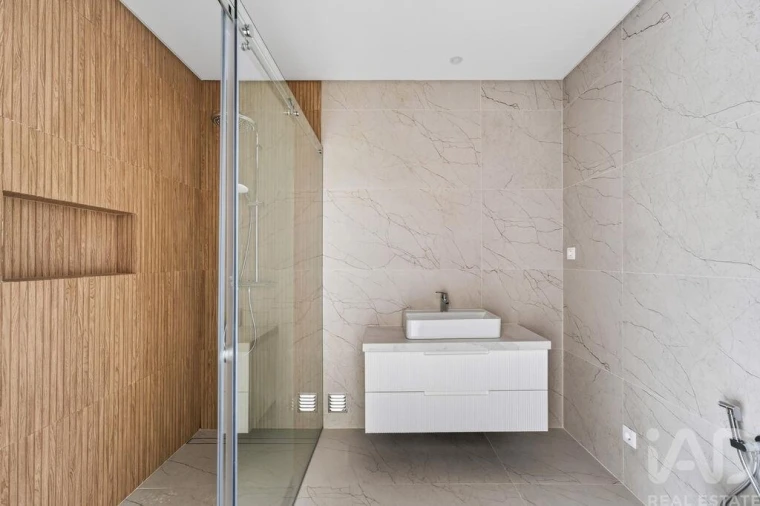 Apartamento T1 para Venda em Quarteira Foto 19