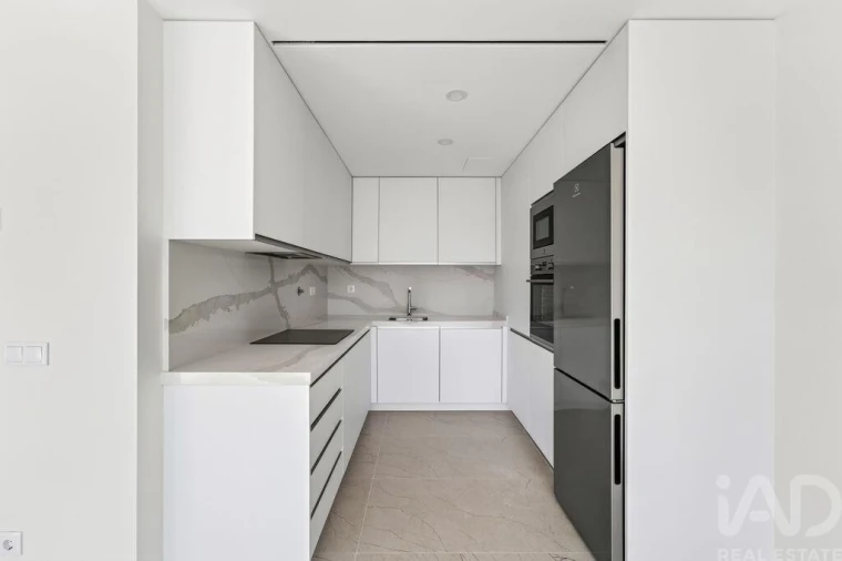Apartamento T1 para Venda em Quarteira Foto 9