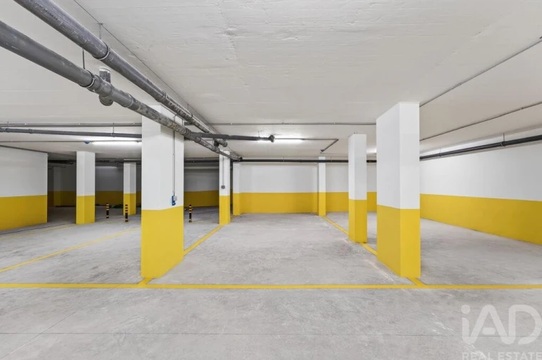 Apartamento T1 para Venda em Quarteira Foto 25