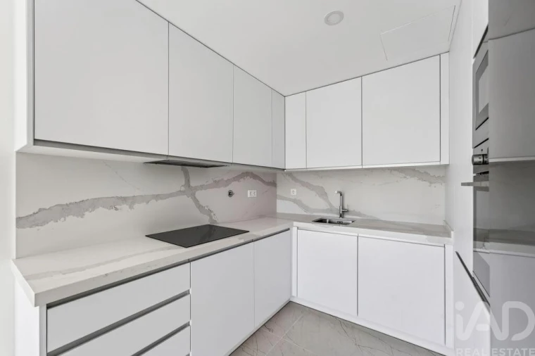 Apartamento T1 para Venda em Quarteira Foto 11