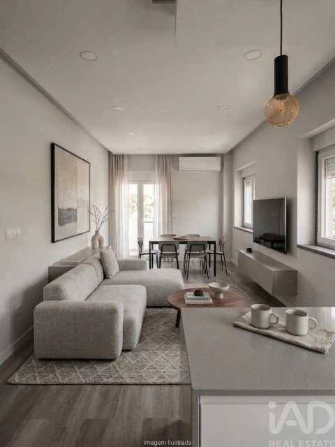 Apartamento T2 para Venda em Corroios