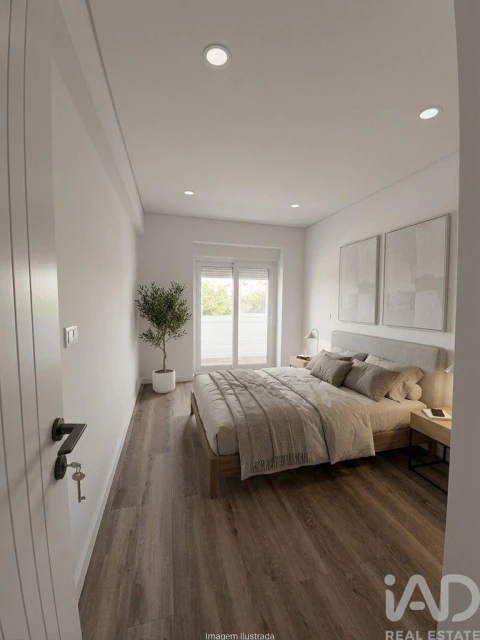 Apartamento T2 para Venda em Corroios