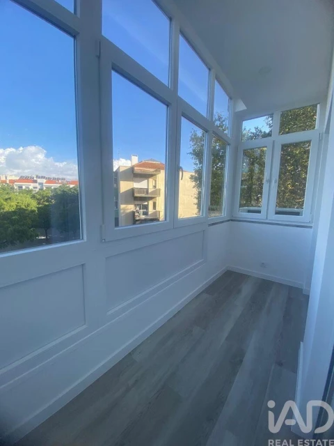 Apartamento T2 para Venda em Corroios