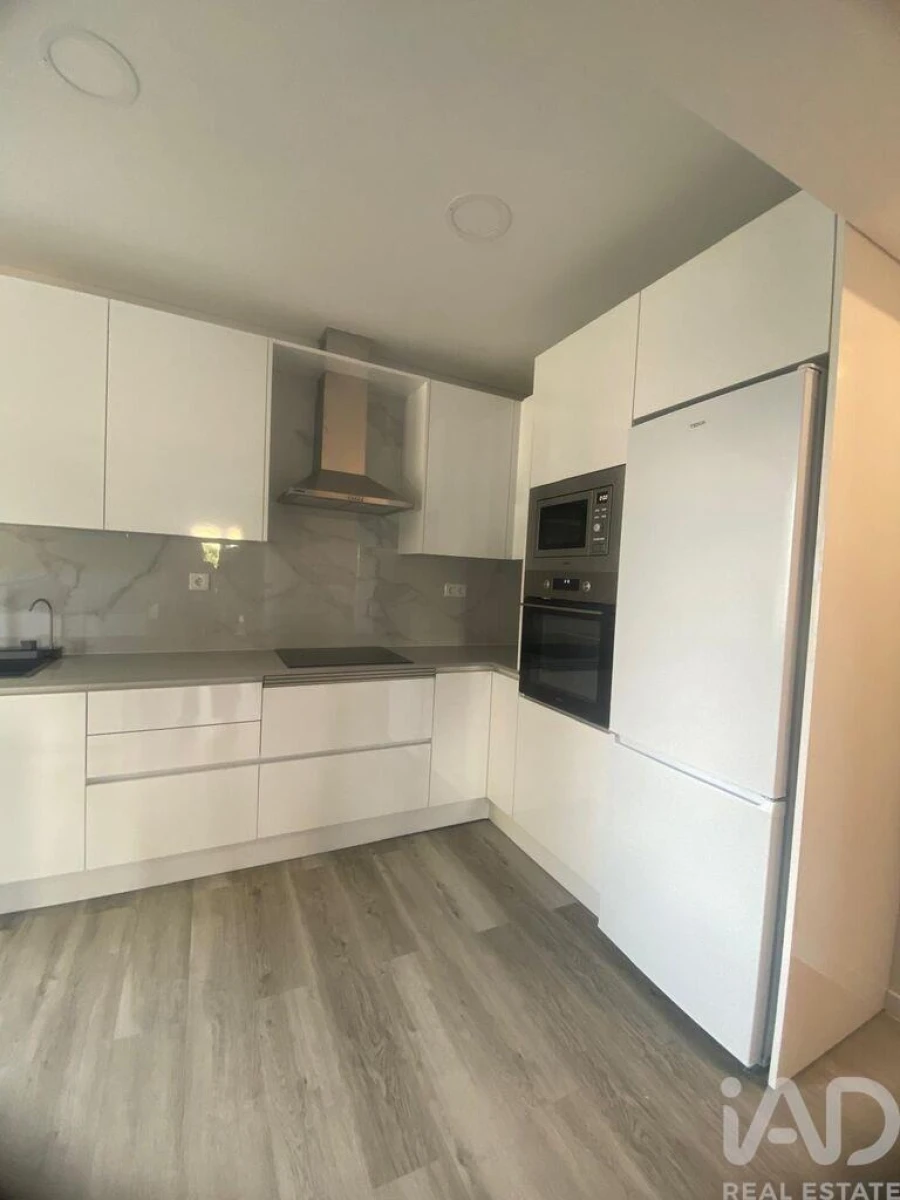 Apartamento T2 para Venda em Corroios Foto 4