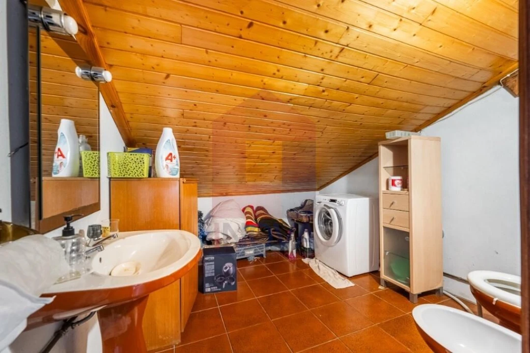 Apartamento T2 para Venda em Vila Verde e Barbudo Foto 17
