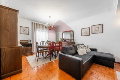 Apartamento T2 para Venda em Vila Verde e Barbudo