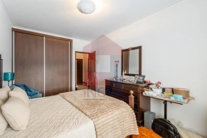 Apartamento T2 para Venda em Vila Verde e Barbudo