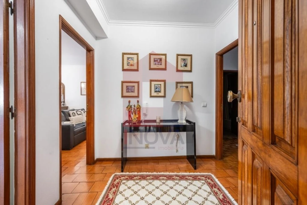 Apartamento T2 para Venda em Vila Verde e Barbudo Foto 4