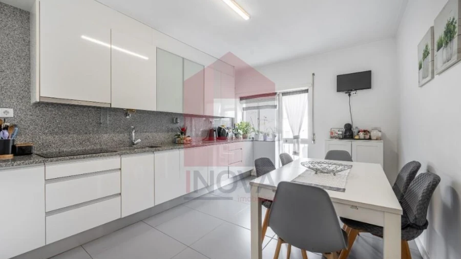 Apartamento T2 para Venda em Vila Verde e Barbudo