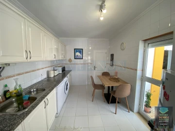 Apartamento T2 para Venda em Lagos (São Sebastião e Santa Maria)