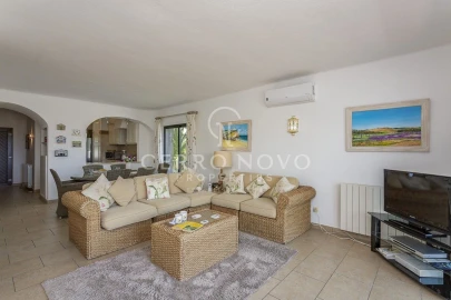 Apartamento T2 para Venda em Albufeira e Olhos de Água