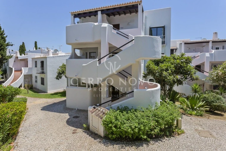 Apartamento T2 para Venda em Albufeira e Olhos de Água Foto 49