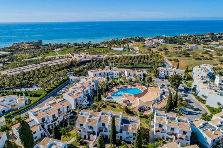 Apartamento T2 para Venda em Albufeira e Olhos de Água Foto 8