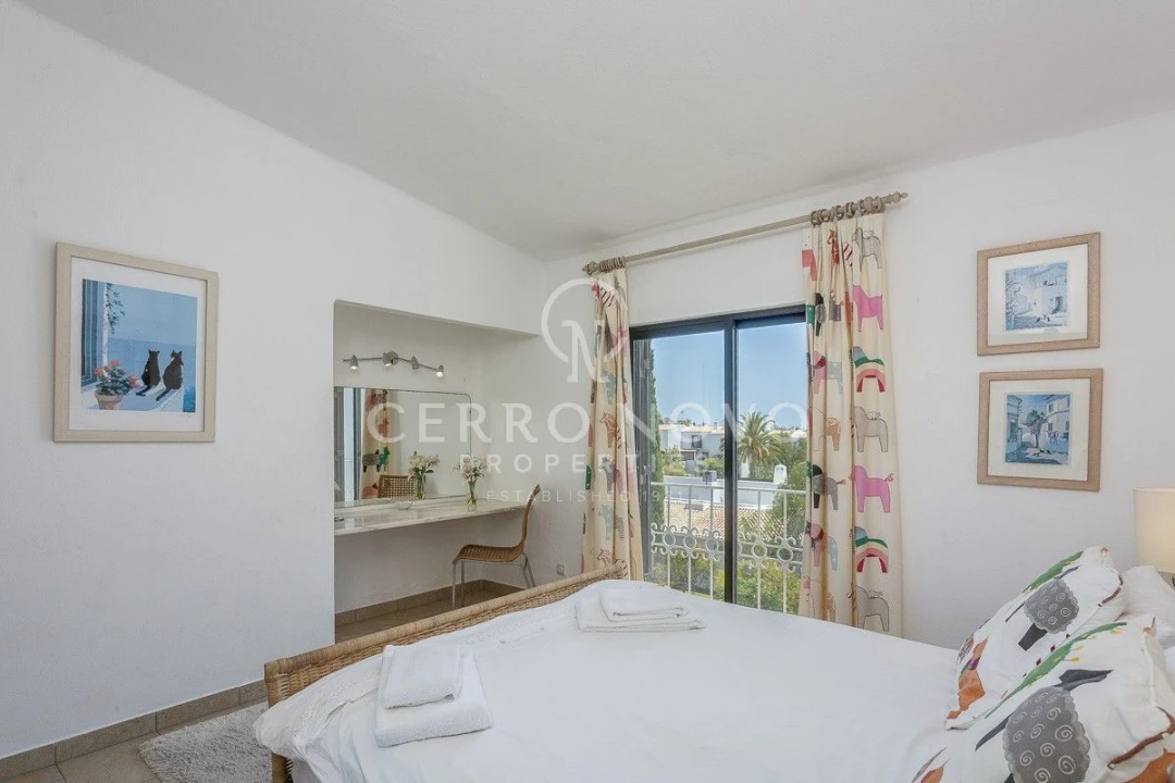 Apartamento T2 para Venda em Albufeira e Olhos de Água Foto 29