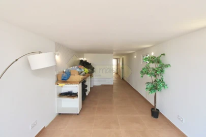 Moradia T4 para Venda em Moncarapacho e Fuseta