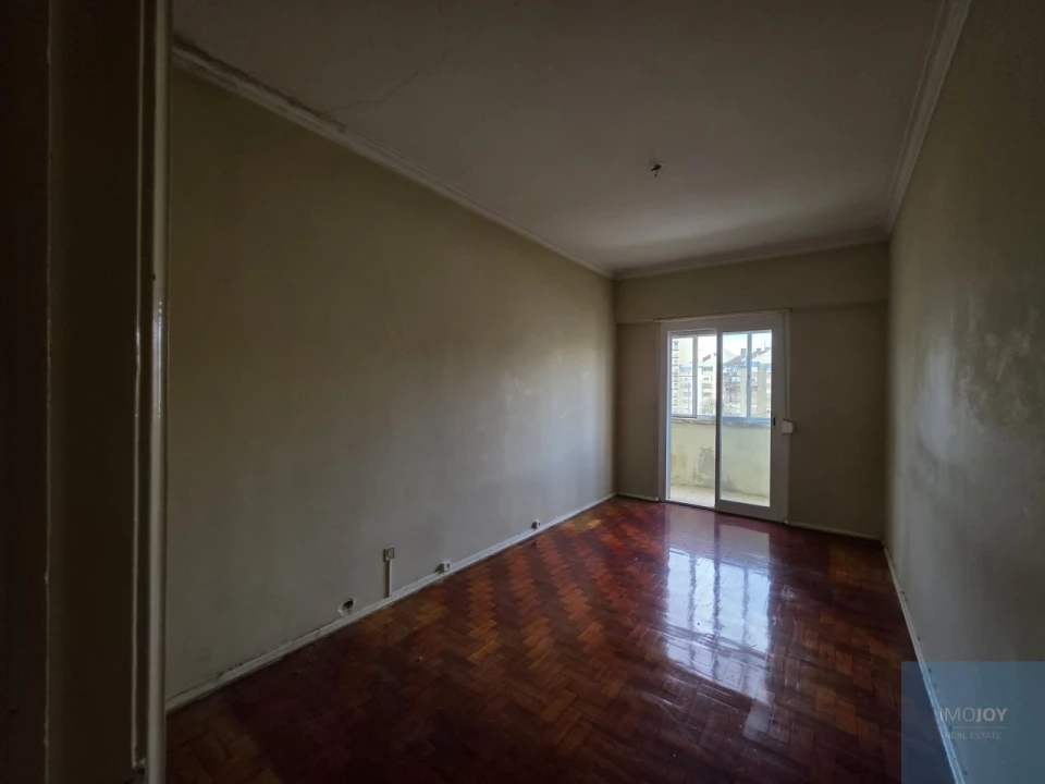 Apartamento T3 para Venda em São Domingos de Benfica Foto 8