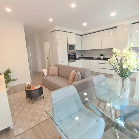 Apartamento T3 para Venda em Benfica