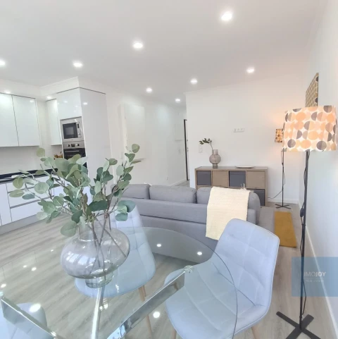 Apartamento T3 para Venda em Benfica