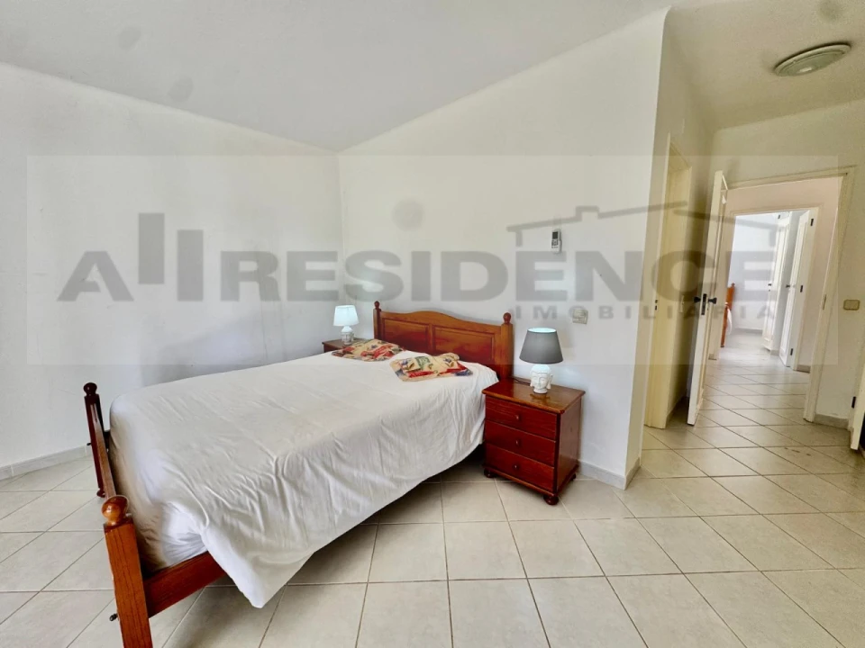 Moradia T3 para Venda em Albufeira e Olhos de Água Foto 4