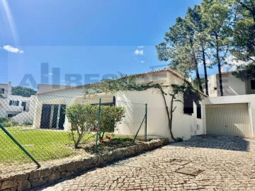 Moradia T3 para Venda em Albufeira e Olhos de Água