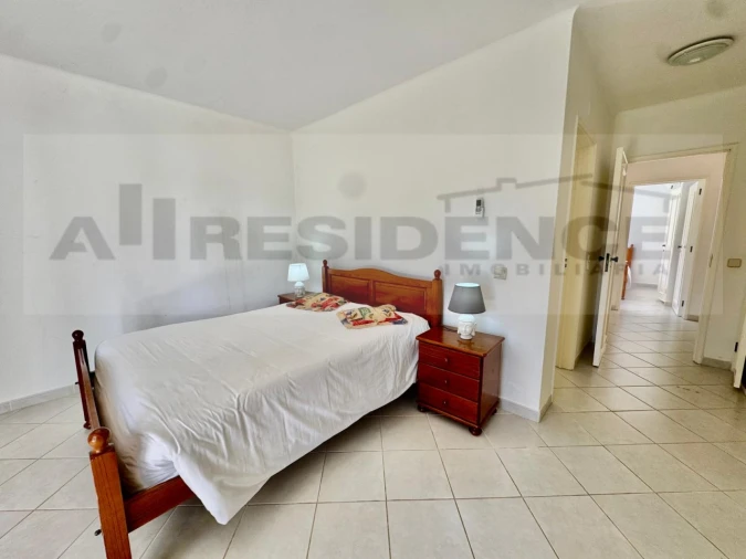 Moradia T3 para Venda em Albufeira e Olhos de Água Foto 4