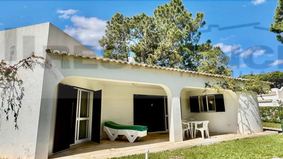 Moradia T3 para Venda em Albufeira e Olhos de Água