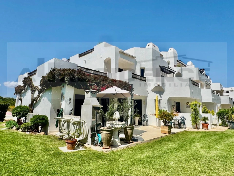 Apartamento T3 para Venda em Albufeira e Olhos de Água Foto 1