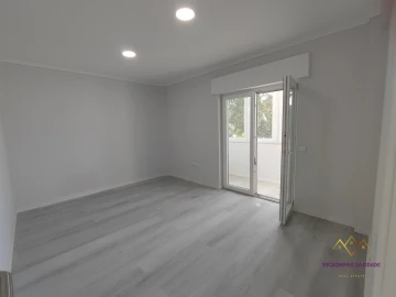 Apartamento T2 para Venda em Setubal (São Sebastião)