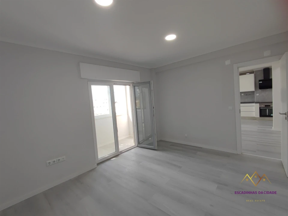 Apartamento T2 para Venda em Setubal (São Sebastião) Foto 13