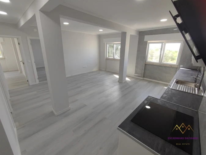Apartamento T2 para Venda em Setubal (São Sebastião) Foto 3
