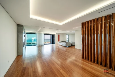 Apartamento T4 para Venda em Canidelo