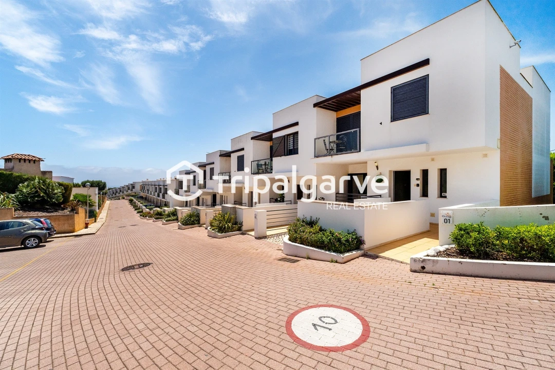Moradia T3 para Venda em Albufeira e Olhos de Água Foto 28