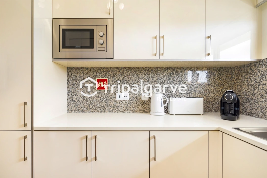 Apartamento T1 para Venda em Albufeira e Olhos de Água Foto 14