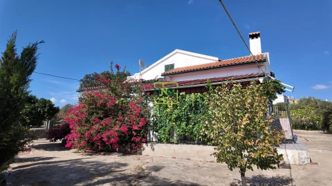 Moradia T3 para Venda em Monfortinho e Salvaterra do Extremo