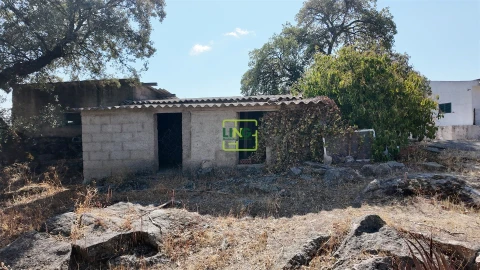 Moradia T3 para Venda em Monfortinho e Salvaterra do Extremo
