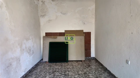 Moradia T3 para Venda em Monfortinho e Salvaterra do Extremo