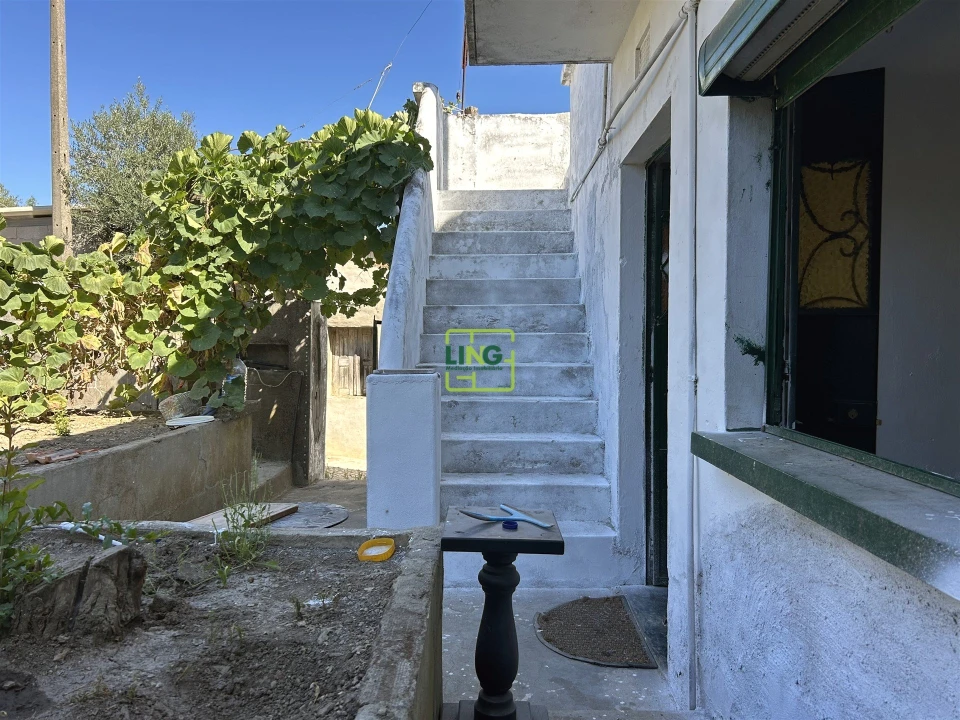 Moradia T4 para Venda em Benquerenças Foto 69