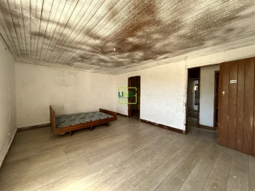 Moradia T4 para Venda em Benquerenças