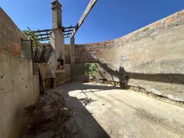 Moradia T4 para Venda em Benquerenças