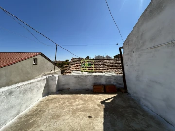 Moradia T4 para Venda em Benquerenças
