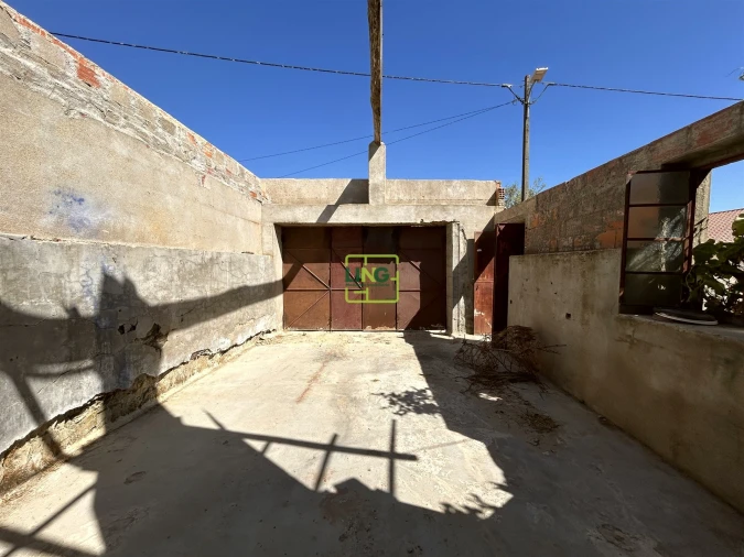 Moradia T4 para Venda em Benquerenças Foto 68