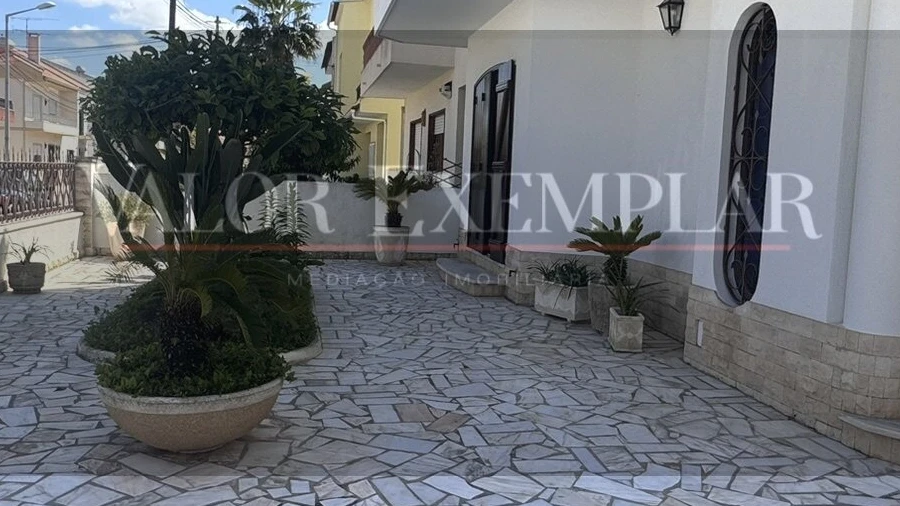 Moradia T4 para Venda em Montijo e Afonsoeiro