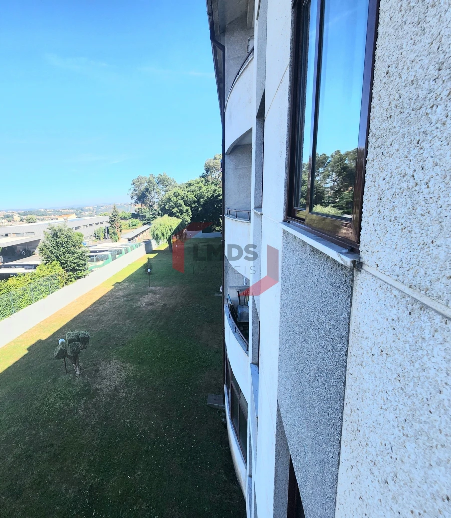 Apartamento T2 para Venda em Oliveira do Douro Foto 18
