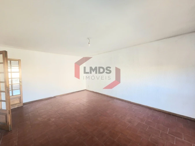 Apartamento T3 para Venda em Oliveira do Douro Foto 9