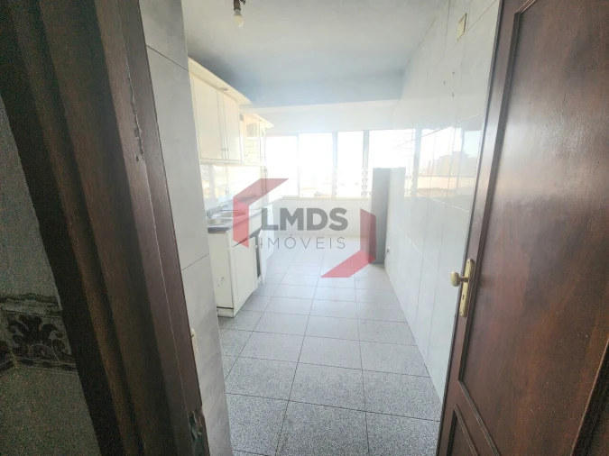 Apartamento T3 para Venda em Oliveira do Douro Foto 15