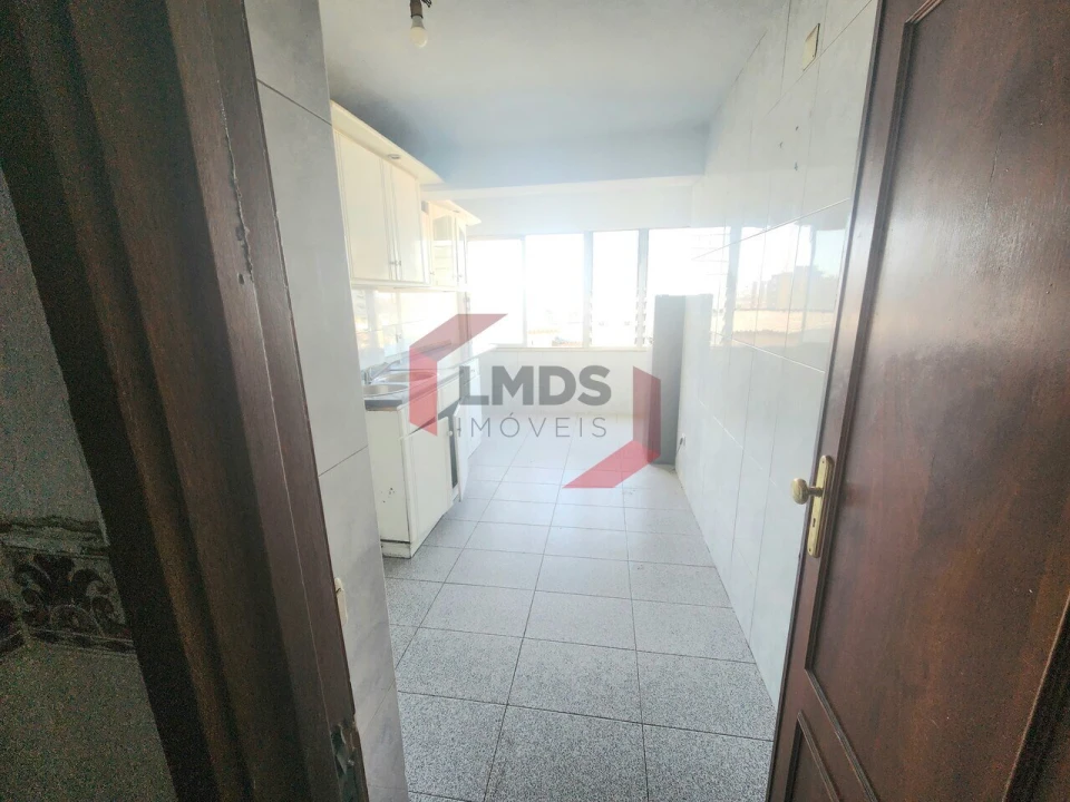 Apartamento T3 para Venda em Oliveira do Douro Foto 15
