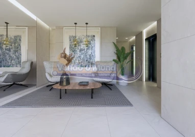 Apartamento T2 para Venda em Carnaxide e Queijas