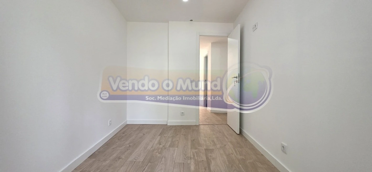 Apartamento T3 para Venda em Alverca do Ribatejo e Sobralinho Foto 12